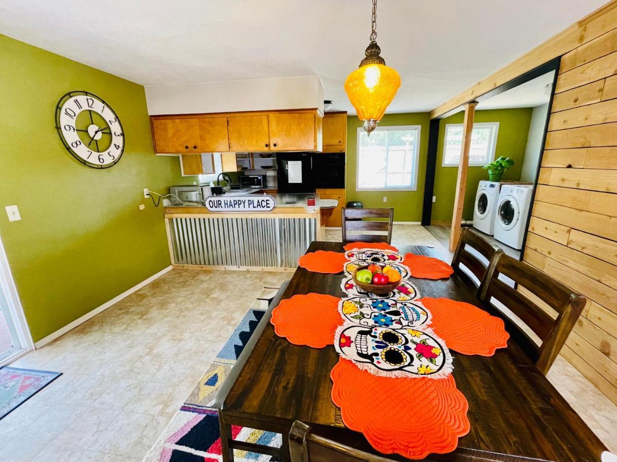 Colorful 50'S Ranch In The Heart Of Eugene Villa Kültér fotó